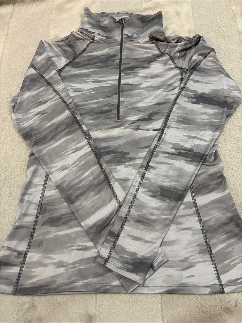 Under Armour Women’s Gray Camouflage Half-Zip Performance Pullover, Size L